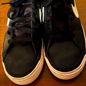 Nike Black Sneakers for Women (size 7.5)